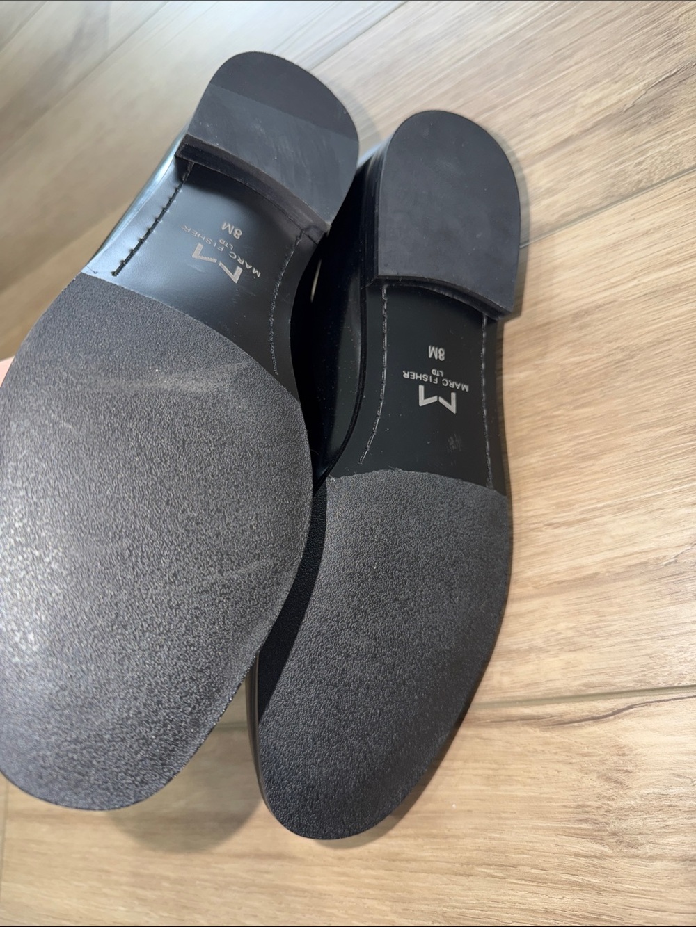 Marc Fisher Leather Silver Stuffed Loafer Size 8 NWOT - Picture 4 of 5